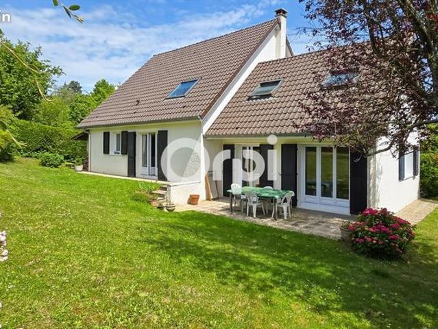 Maison 9 pièces 200 m²