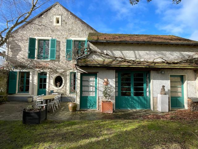 Maison 9 pièces 200 m²
