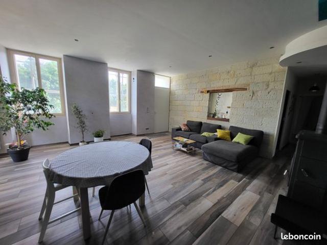 Maison 9 pièces 200 m²