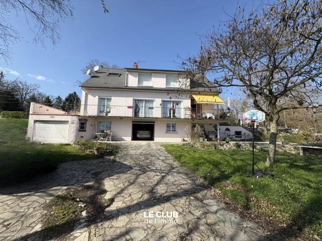 Maison 9 pièces 200 m²