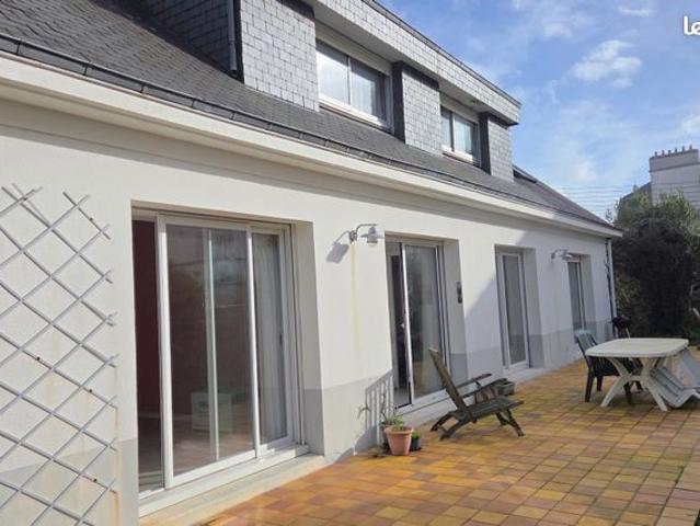 Maison 9 pièces 200 m²