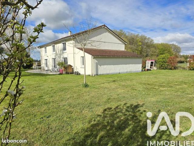 Maison 9 pièces 200 m²