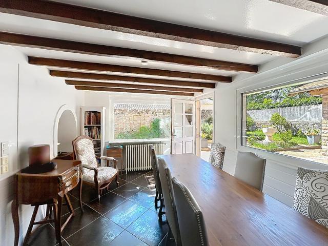 Maison 9 pièces 200 m²
