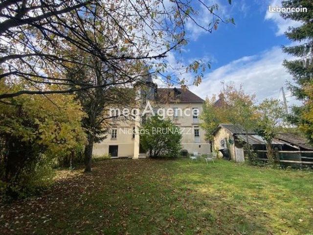 Maison 9 pièces 200 m²