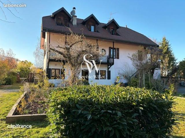 Maison 9 pièces 200 m²