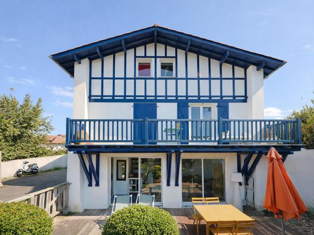 Maison 9 pièces 200 m²