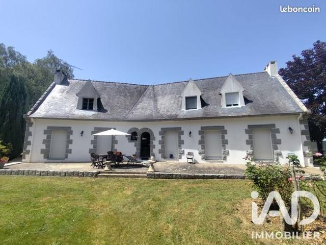 Maison 9 pièces 200 m²