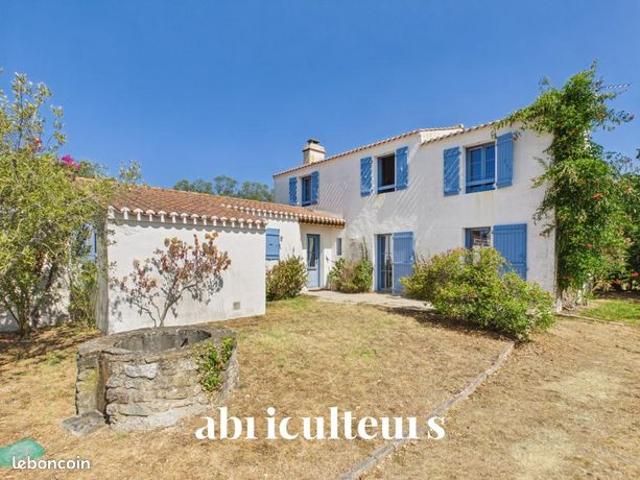 Maison 9 pièces 200 m²