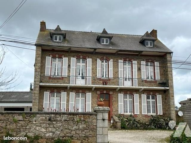 Maison 9 pièces 200 m²