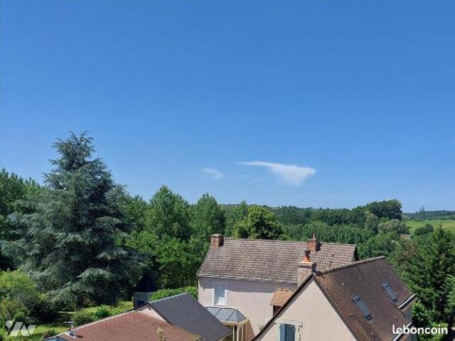 Maison 9 pièces 200 m²