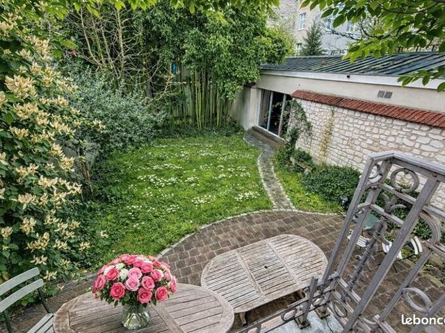 Maison 9 pièces 200 m²