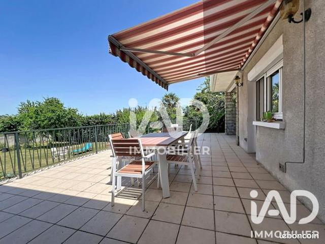 Maison 9 pièces 200 m²