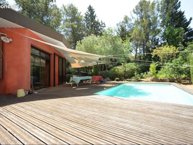 Maison 9 pièces 200 m²