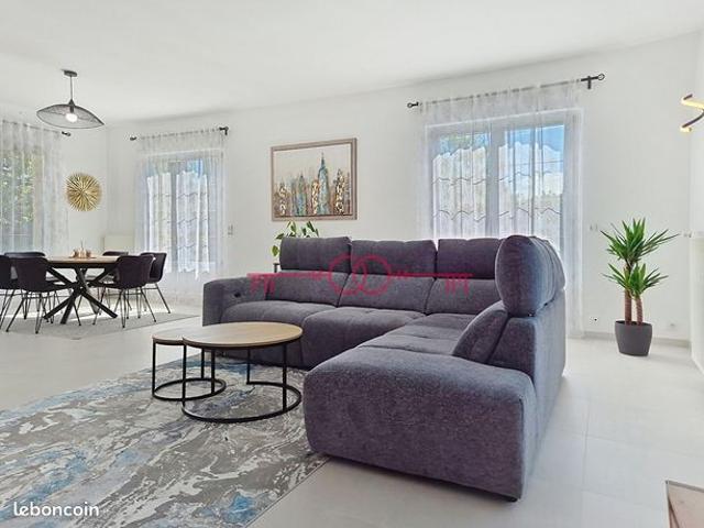 Maison 9 pièces 200 m²