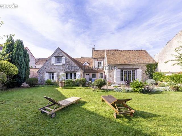 Maison 9 pièces 200 m²