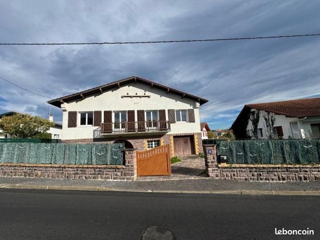 Maison 9 pièces 200 m²