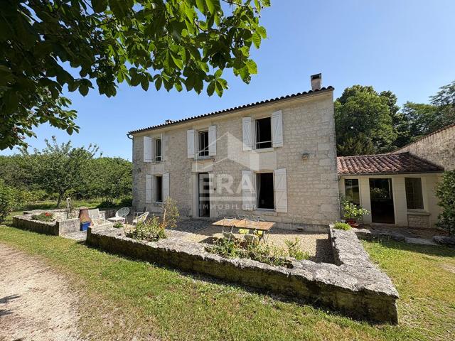 Maison 9 pièces 200 m²