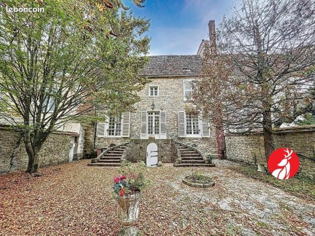 Maison 9 pièces 200 m²