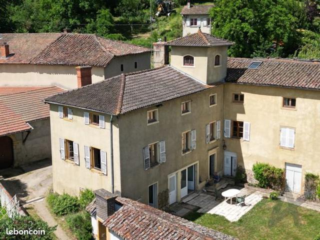 Maison 9 pièces 200 m²