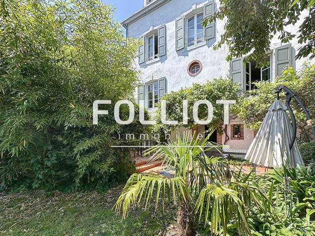 Maison 9 pièces 200 m²