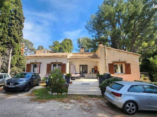 Maison 9 pièces 200 m²