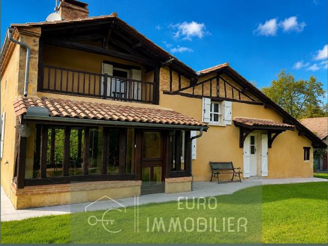 Maison 9 pièces 200 m²