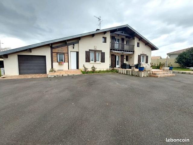 Maison 9 pièces 200 m²