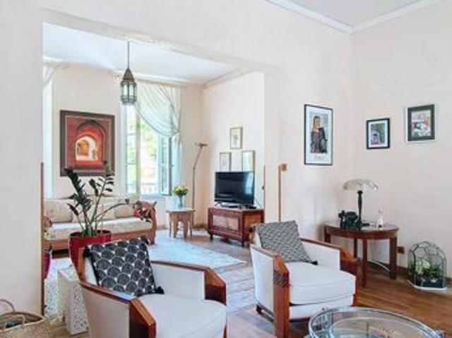 Maison 9 pièces 201 m²