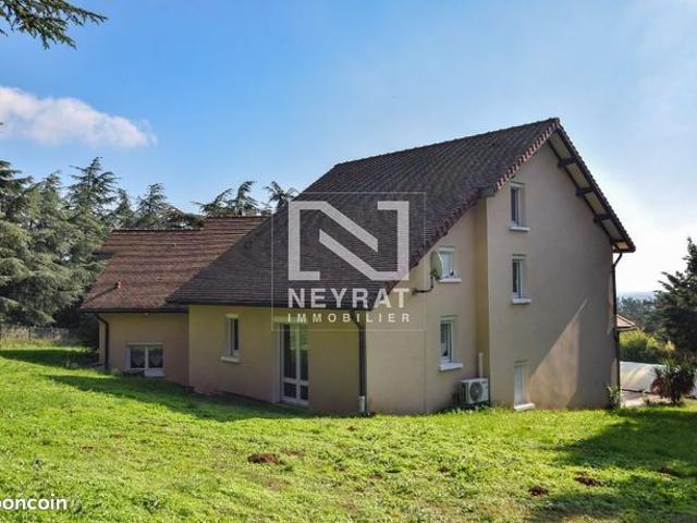 Maison 9 pièces 201 m²