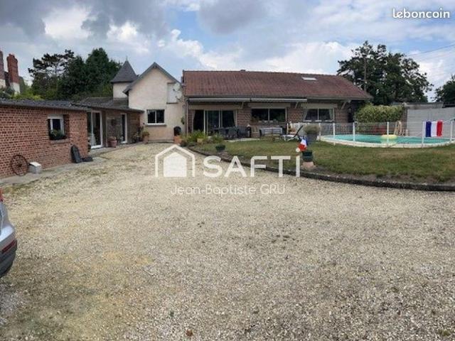 Maison 9 pièces 201 m²