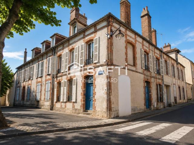 Maison 9 pièces 201 m²