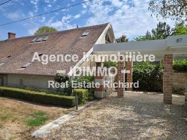 Maison 9 pièces 202 m²
