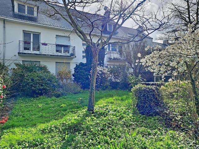 Maison 9 pièces 202 m²