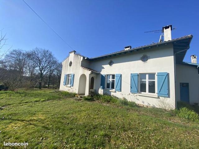Maison 9 pièces 202 m²