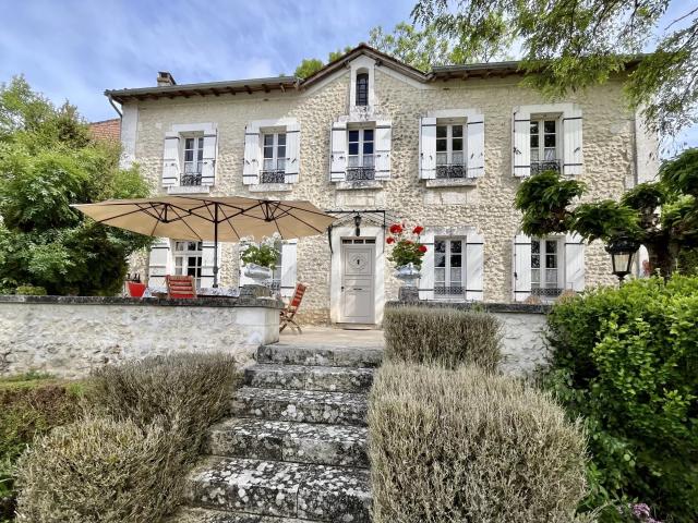 Maison 9 pièces 202 m²