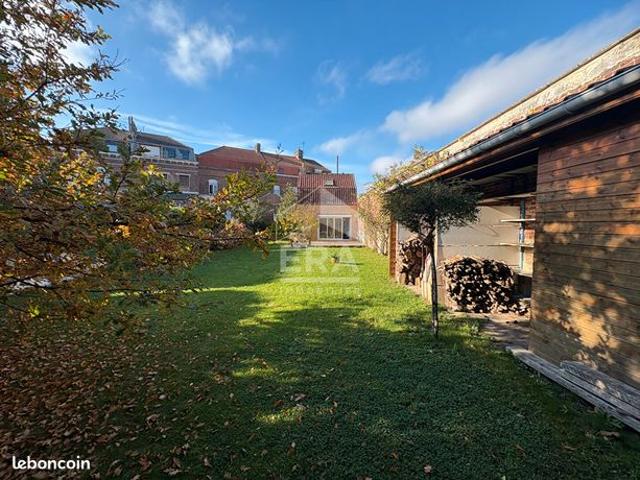 Maison 9 pièces 203 m²