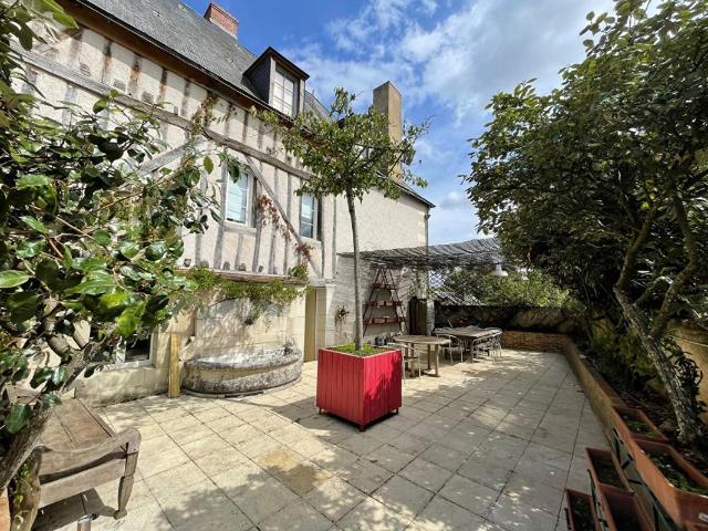 Maison 9 pièces 203 m²
