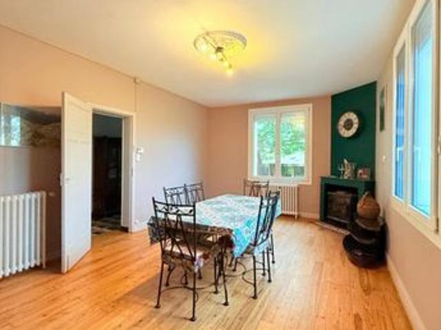 Maison 9 pièces 203 m²