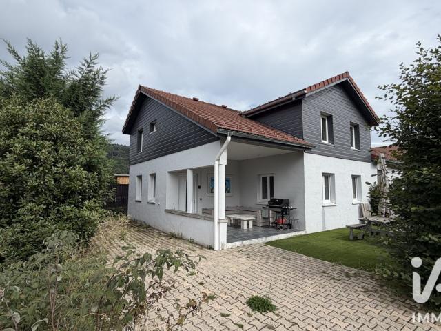 Maison 9 pièces 203 m²
