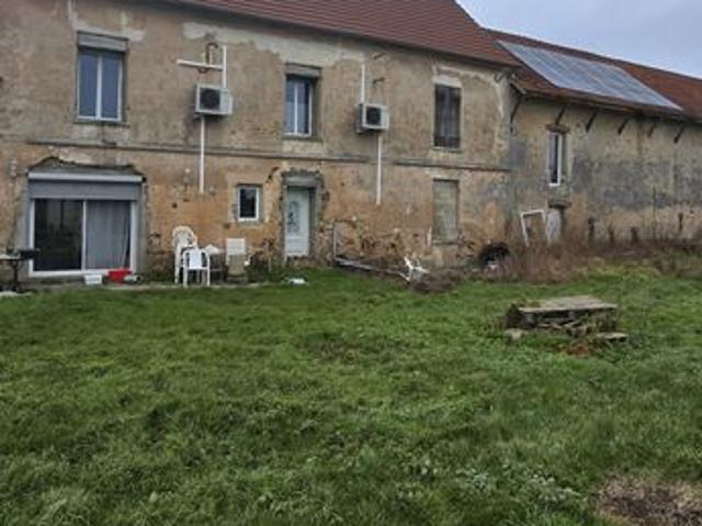 Maison 9 pièces 203 m²