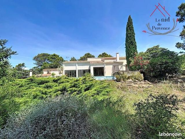 Maison 9 pièces 203 m²