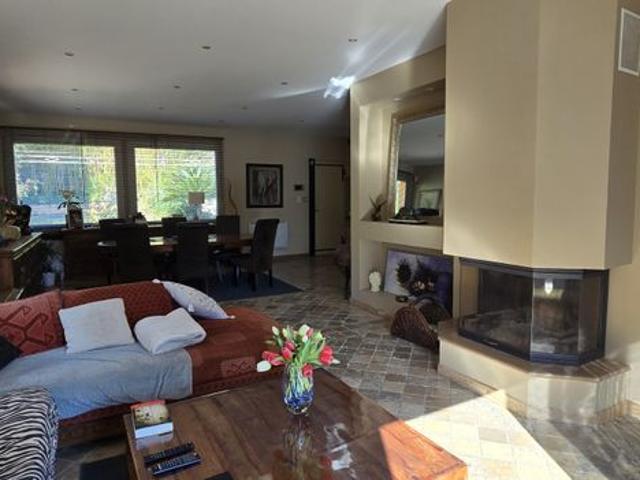 Maison 9 pièces 214 m²