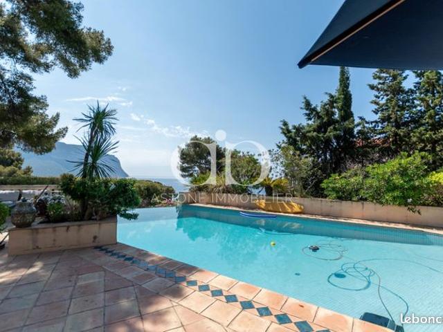 Maison 9 pièces 214 m²