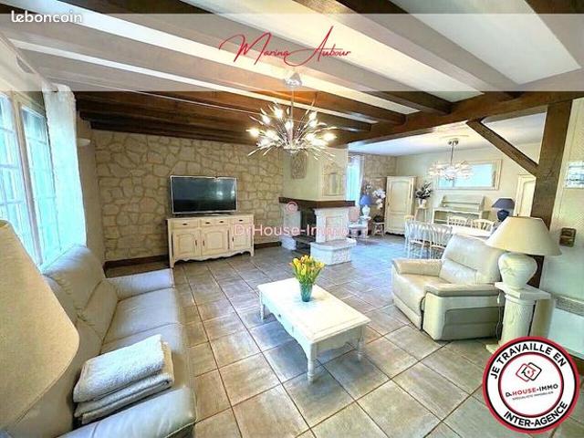 Propriété 9 pièces 214 m²