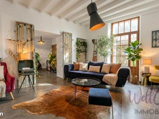 Maison 9 pièces 214 m²