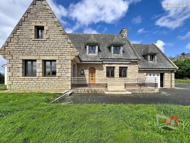 Maison 9 pièces 214 m²