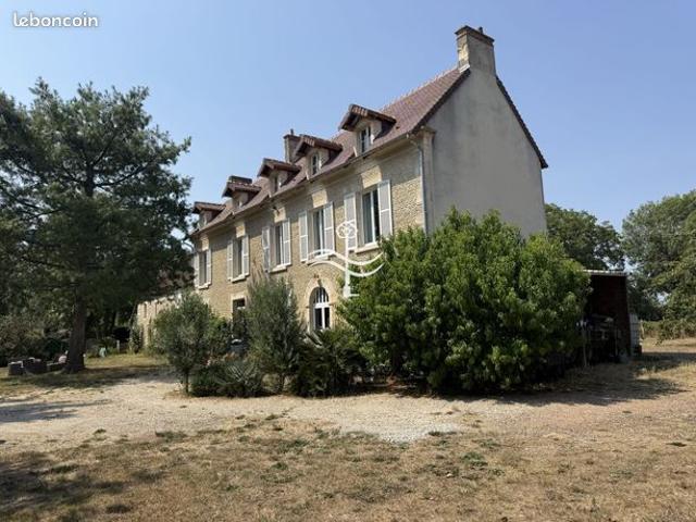 Maison 9 pièces 214 m²