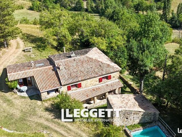 Maison 9 pièces 214 m²