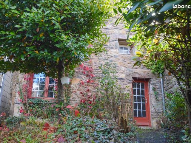 Maison 9 pièces 215 m²