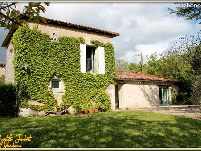 Maison 9 pièces 215 m²
